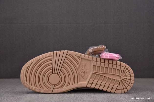 Reps LUCY OG Low Scott x Travis 1 SP AJ DM7866-106 0712